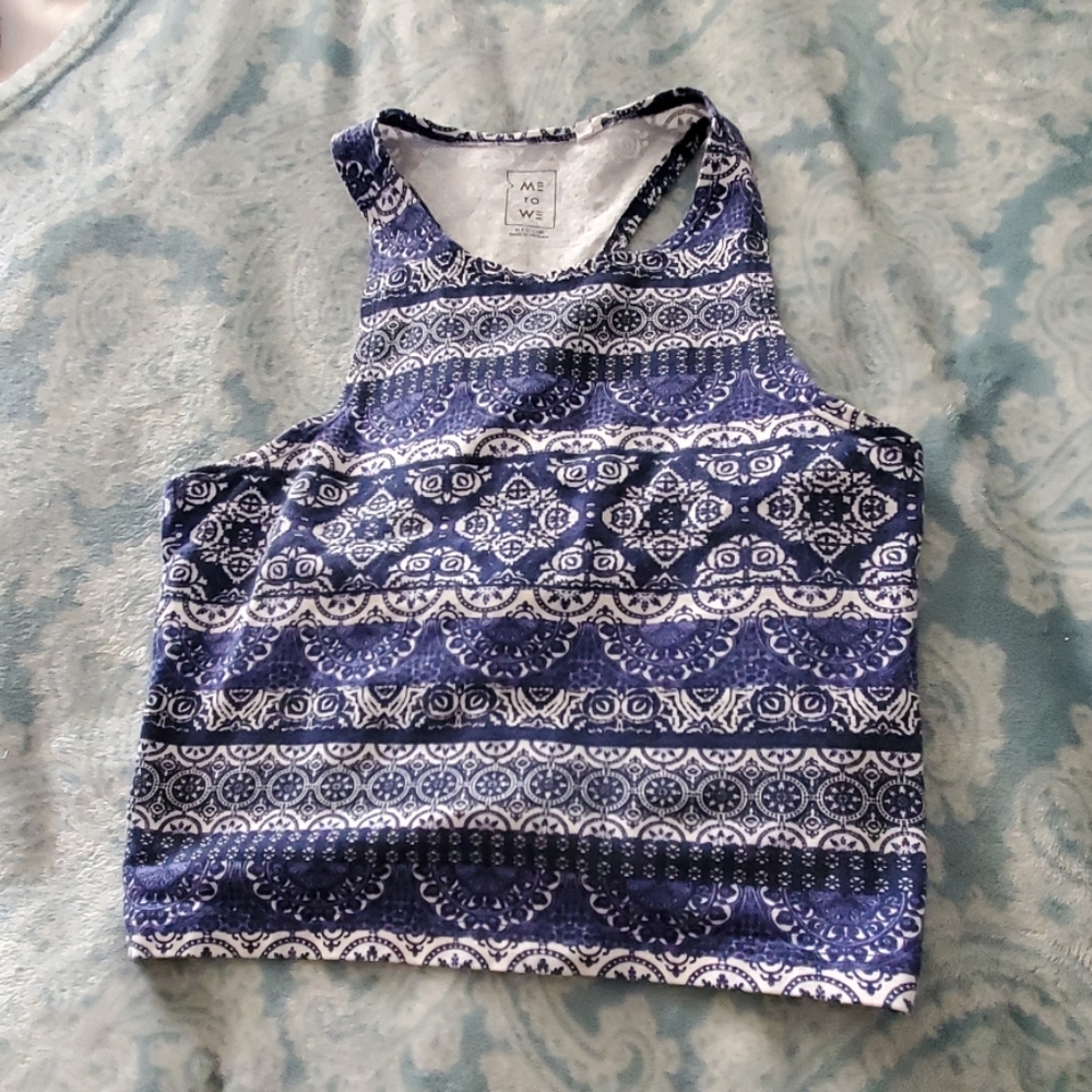 Crop top